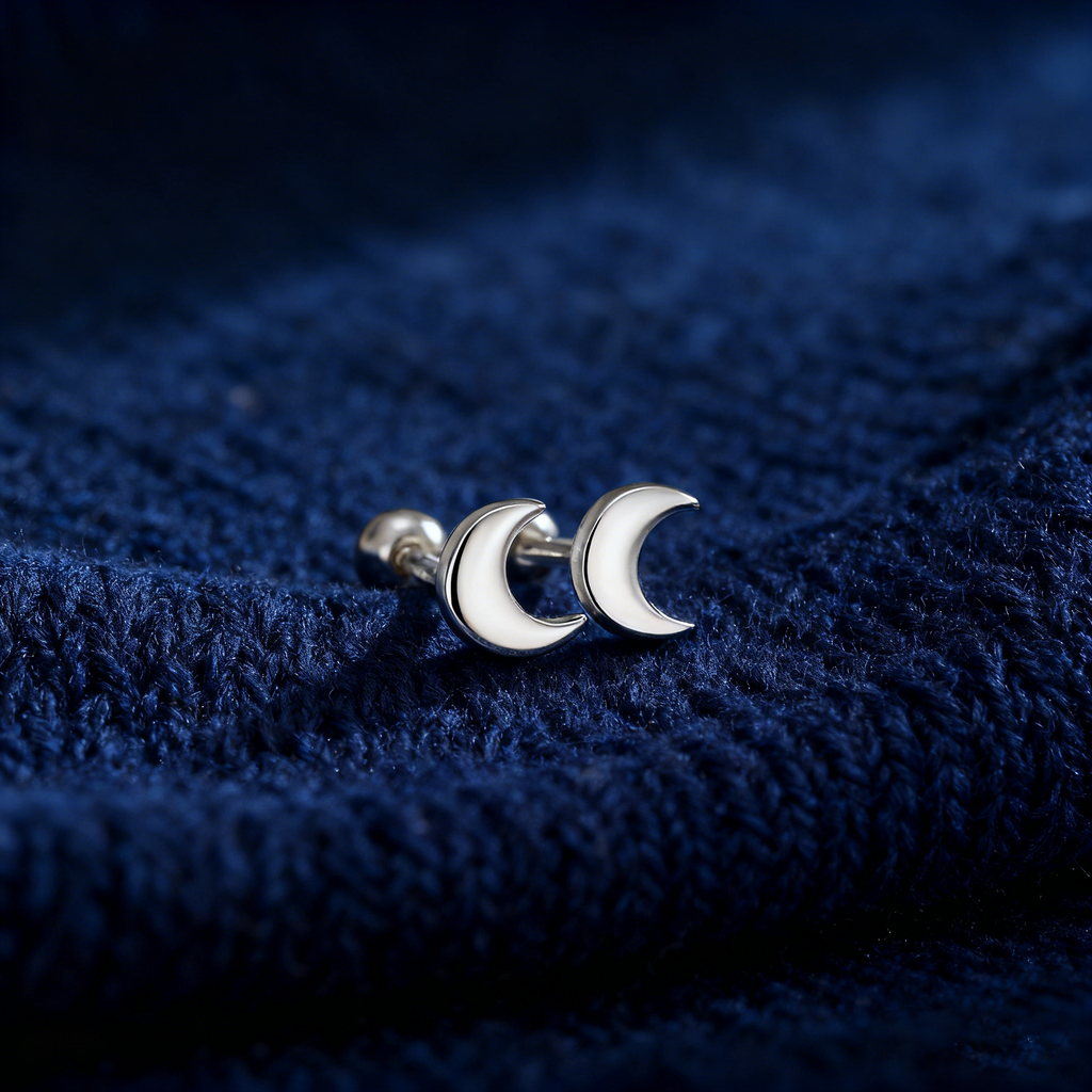 Crescent Moon Silver Studs – S925 Silver, Gentle & Serene