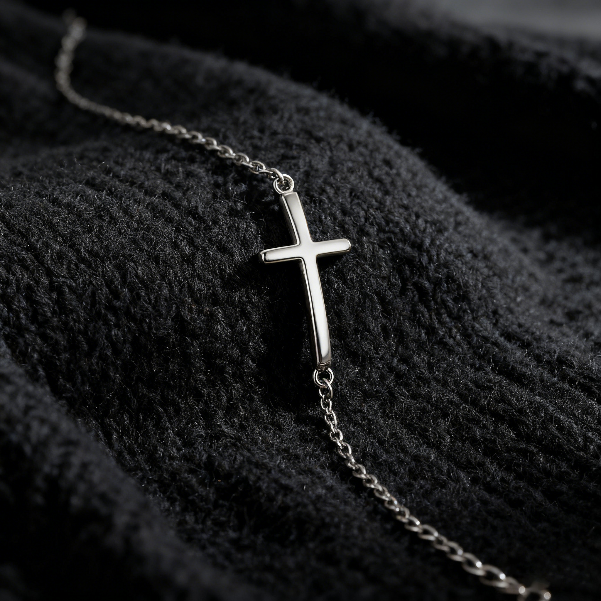 Cross Zircon Bracelet – S925 Silver Symbol of Faith & Protection