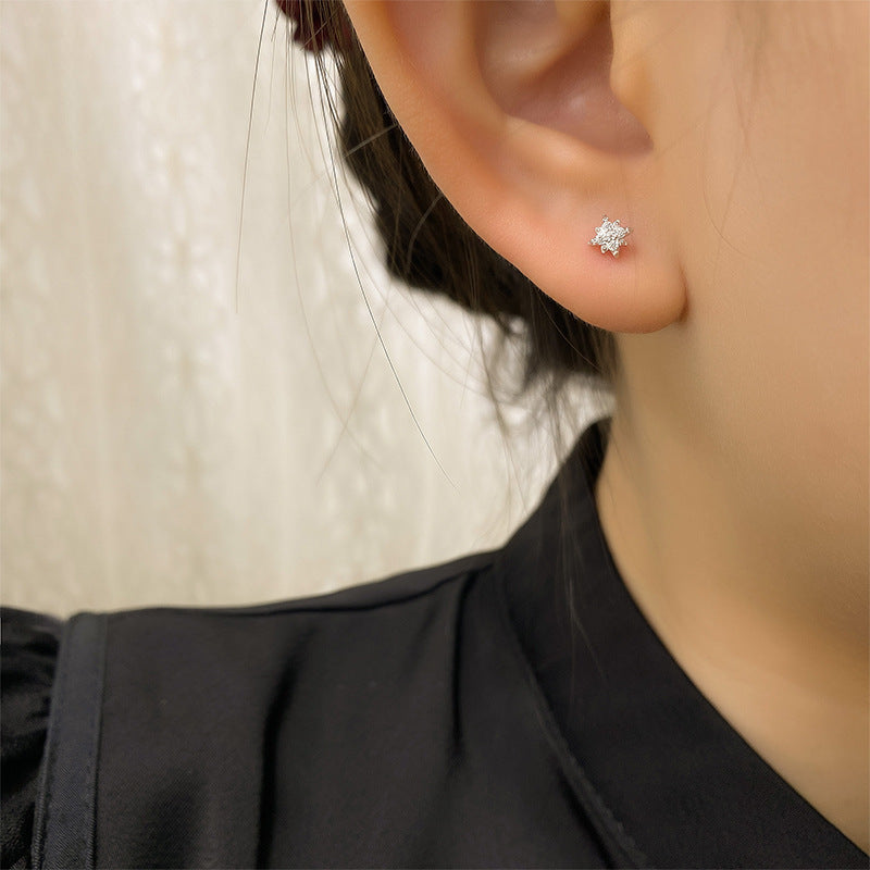 Radiant Star Zircon Studs – S925 Silver, Brilliance & Infinite Potential