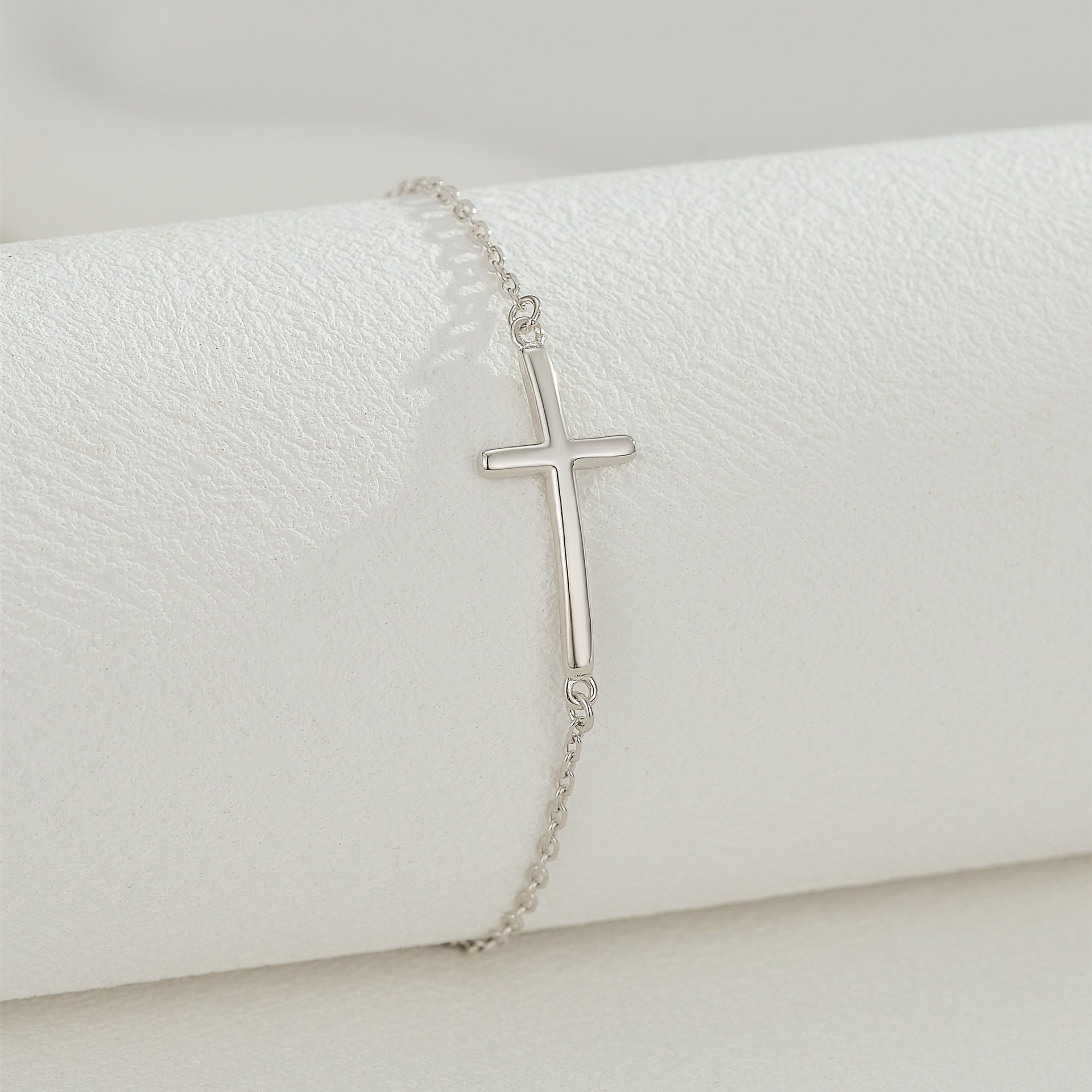 Cross Zircon Bracelet – S925 Silver Symbol of Faith & Protection