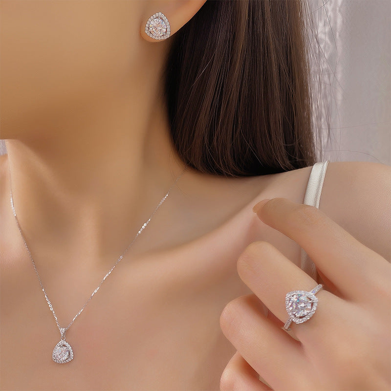 Triangular Facet Zircon Ring – S925 Silver, Eternal Love & Companionship