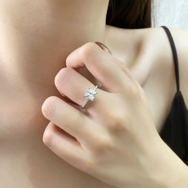 Edge of Devotion Zircon Ring – S925 Silver, Commitment & Elegance