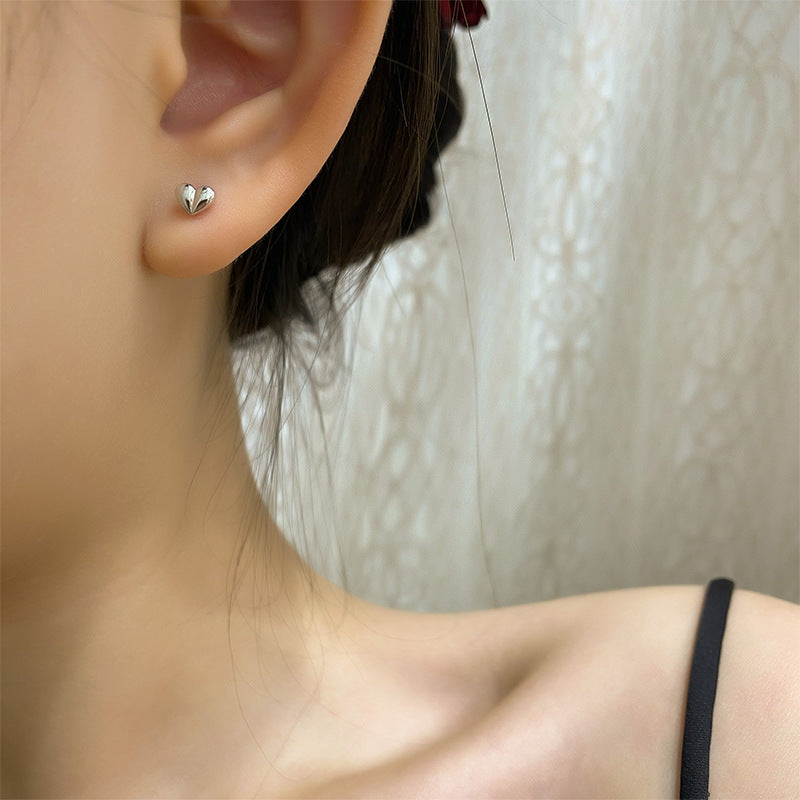 Tender Heart Outline Studs – S925 Silver, Warmth & Affection
